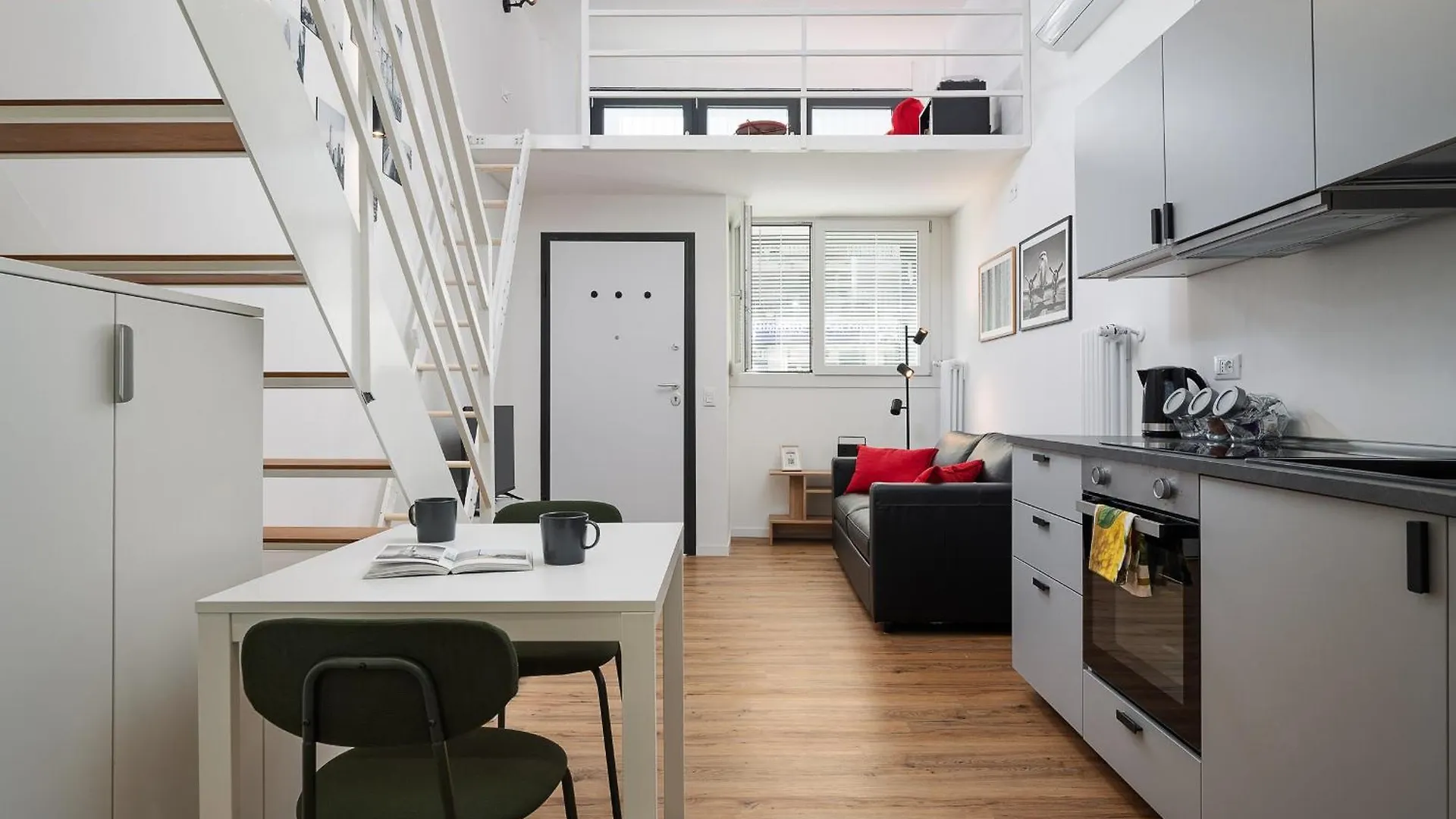 Vakantiehuis New - Loft 4 Pax - 50M From Metro - Private Entry Villa Milaan